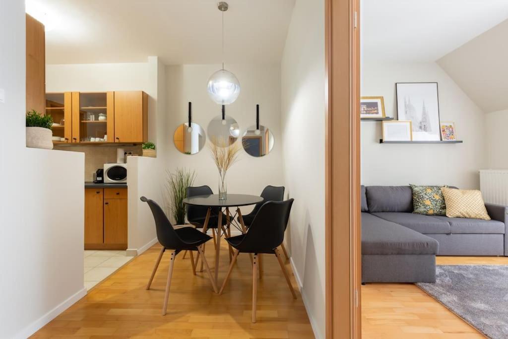 S22 Apartment Budapest Exteriör bild